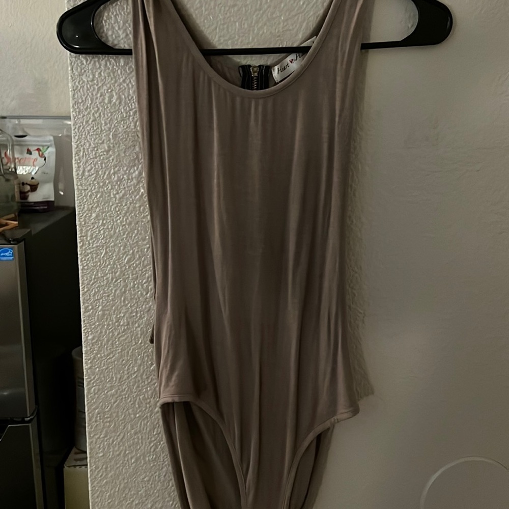 Nude grey bodysuit
